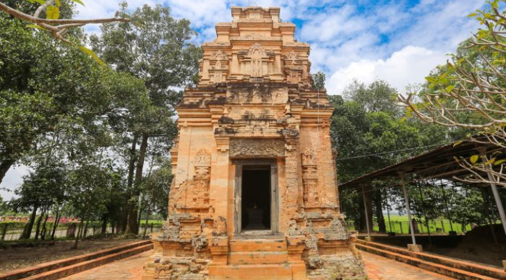 Tháp cổ Bình Thạnh Tây Ninh